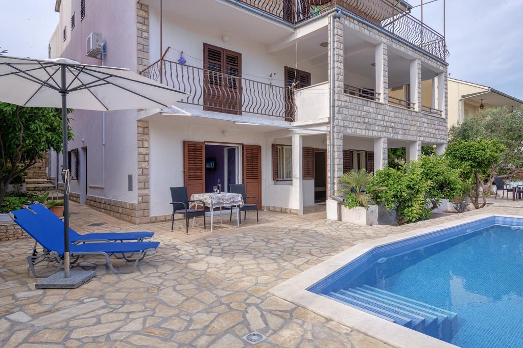 Apartments Priko Stari Grad  Room photo