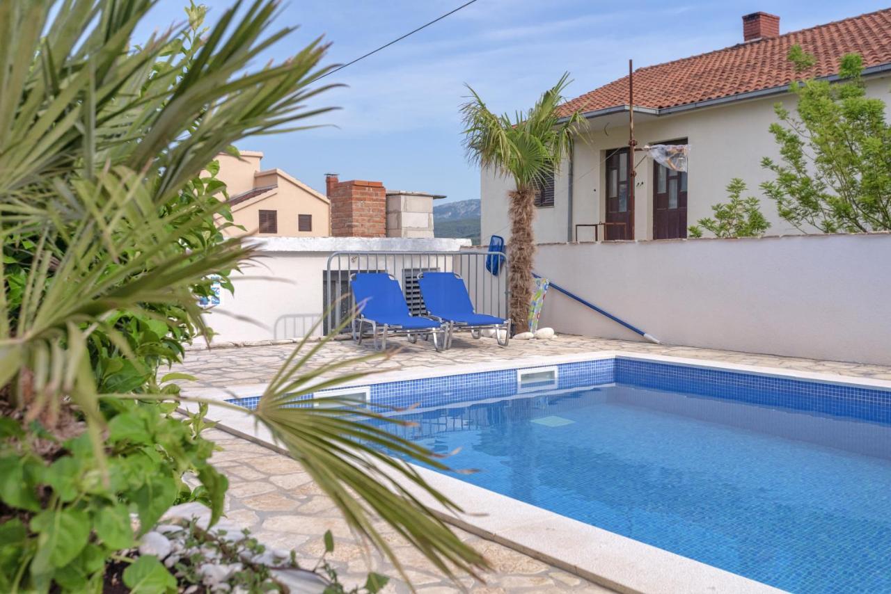 Apartments Priko Stari Grad  Exterior photo
